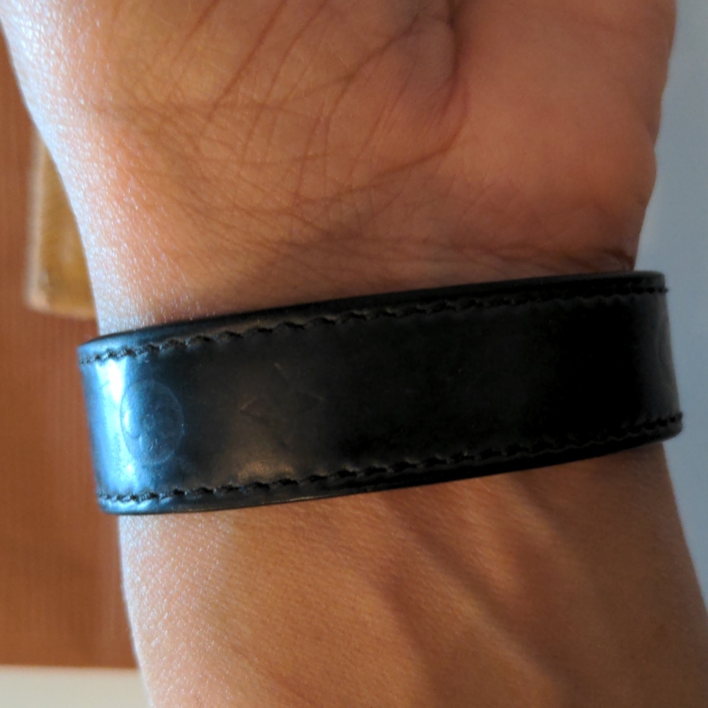 Louis Vuitton wish bracelet - Picture 8 of 9